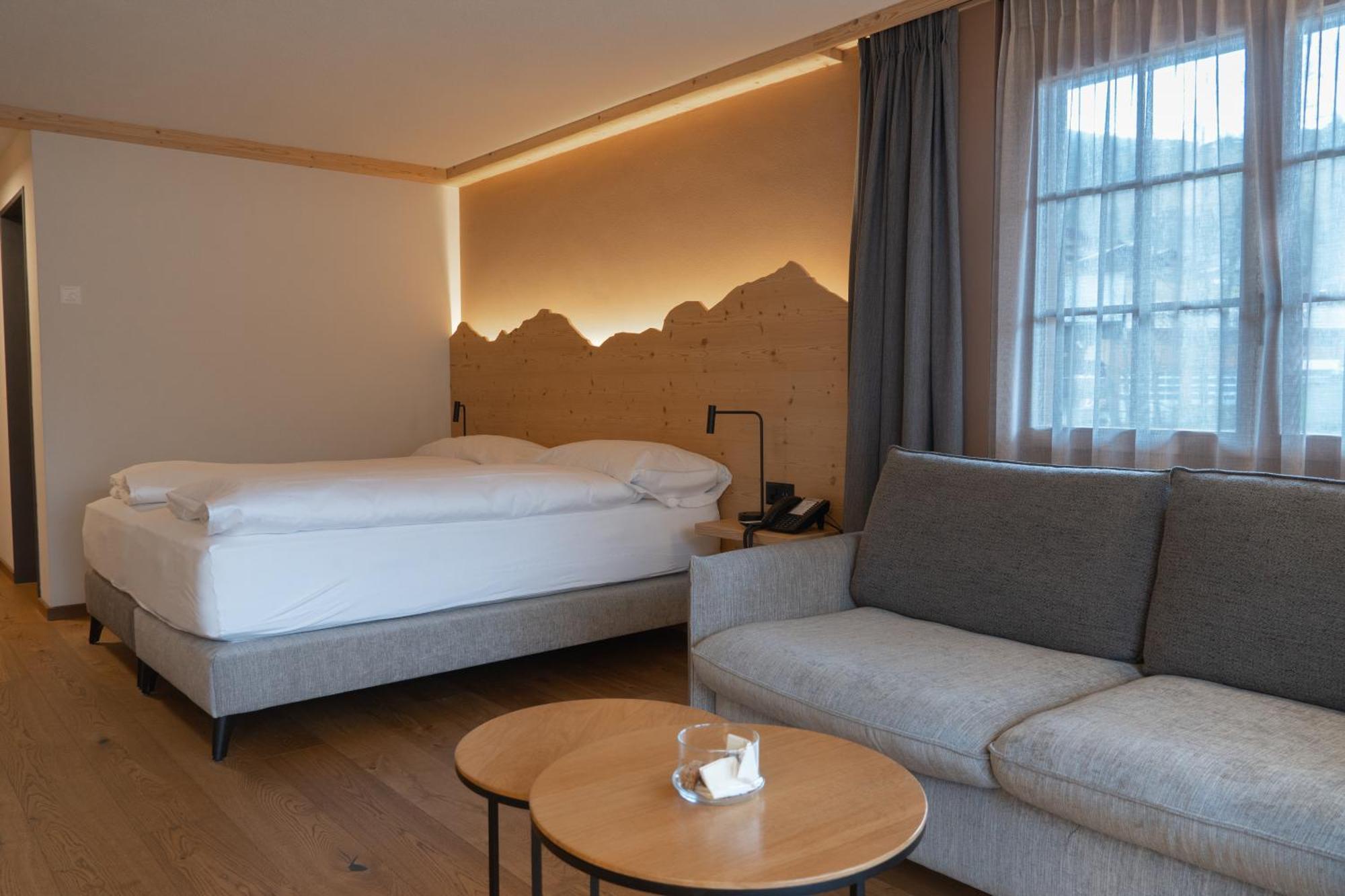 Hotel Alpenland Gstaad Buitenkant foto
